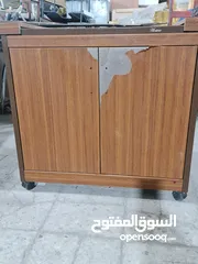  4 مكتب وسخان طعام