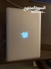  4 MacBook  مستعمل للبيع