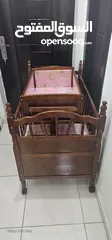  2 تخت اطفال مزدوج 2ب 1 وهدية فرشة لكل تخت +لحاف للتخت الكبير  تخت صغير هزاز وكبير قابل للفتح من الجانب