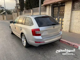  3 أكتافيا ستيشن بوش