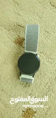  7 للبيع: ساعة Samsung Galaxy Watch Active 2 - مقاس 41 مم مع الشاحن والحزام النادر، مستعمل بحالة ممتازة