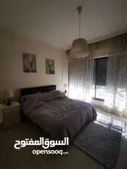  3 شقة ارضيه فخمة مفروشة للايجار في عبدون .. مع ترس مساحة(120م) //2نوم
