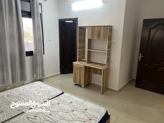  4 شقه للبيع في منطقة العامريه