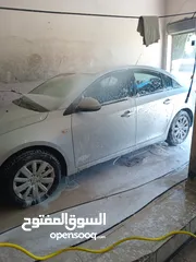  11 سيارة للبيع