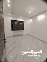  8 خلدا 170م مع ترأس واسع 120م بسعر مغري