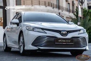  6 Toyota Camry 2019 Xle  السيارة مميزة جدا و بحالة ممتازة