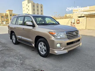  9 Land cruiser GXR V8 GCC 2015 Price 98,000 AED