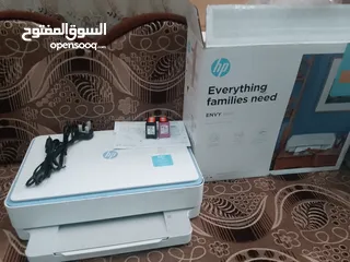  4 طابعات hp لطباعة الورق والصور