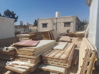  13 كرفانات مستعملة بحال الوكالة