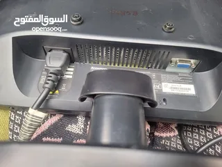  3 7 شاشات سامسونج و لينوفو مستعملات و كلو شغال