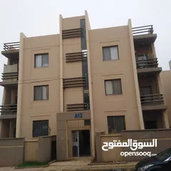  10 شقة للبيع في الزرقاء / مدينة الشرق / المرحله الثانية