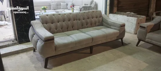  18 خليكي مميزه وغير عن الكل وقاهره الجيران  تعالي شوفي الاناقه او احنا بنيجي لا تغلب/ي حالك