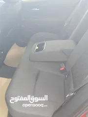 14 تويتا كورولا هايبرد 2019 فل مع فتحه وارد الوكاله وتحت صيانة الوكاله