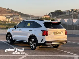  8 كايا سورينتو /2022 فل الفل  فتحة سقف بانوراما  4x4 ///240Hp بنزين + كهرباء  ( Haybrid) 1600cc