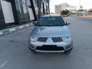 3 ميتسوبيشي هنتر موديل 2013 تسير 2014 (4*4)