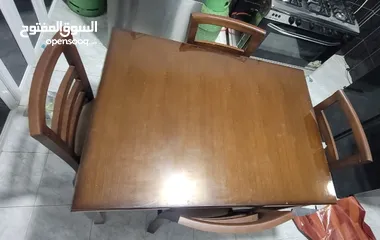  5 جلاي سامسونج شبه جديد مع طاوله سفره