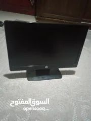  4 كمبيوتر مع شاشة