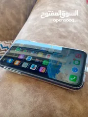  3 iPhone 11 64 g