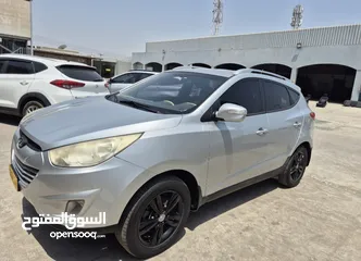  5 Hyundai Tucson 2013