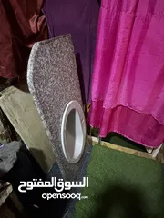  6 مجلى حمام  مع مغسلة بحالة جيدة للبيع الي معني يتواصل معي عالرقم