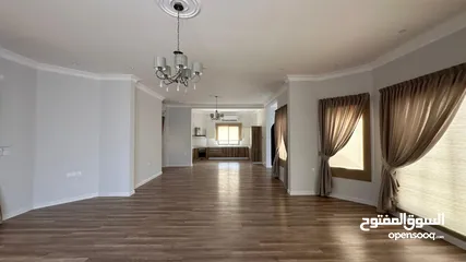  3 VILLA FOR RENT 3BHK IN HAMAD TOWN ROUND 7