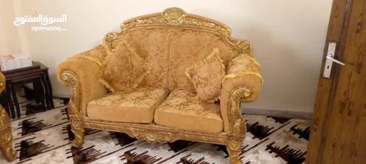  2 طقم كنب زان سبع مقاعد بحالة ممتازة
