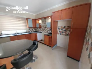  5 روف دوبليكس للأيجار ( جزء من فيلا ) ( Property 38746 ) سنوي فقط