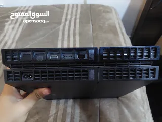  3 بليستيشن 4 بحالة الوكالة وان تيرا مش مفتوح جهاز بل مره