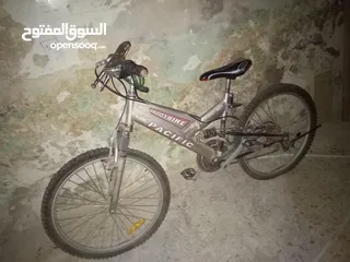  1 السلام عليكم موجود بسكليت بسعر مناسب