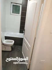  8 شقة / استديو مفروش للايجار اليومي والاسبوعي عمان شارع الجامعة  الاردنية