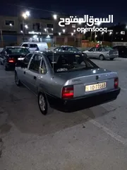  3 سيارة اوبل فكترا موديل 1990