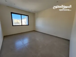  21 شقة طابقية فاخرة للبيع في عبدون ref : 14386