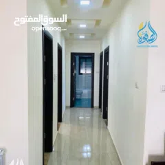  9 شقه مميزة موقع هادئ و استراتيجي مع مدخل خاص الارسال