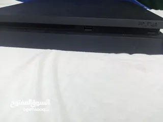  3 بلايستيشن 4 استعمال خفيف مع شريط جراند 5 بسعر كويس