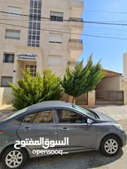  9 شقة أرضية  120م أبو نصير مع كراج خاص وترس 