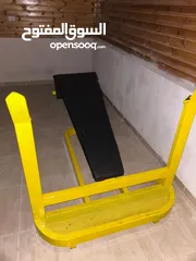  4 اجهزه رياضيه مستعمله للبيع بحاله الوكاله للانديه الرياضيه للاوزان العاليه