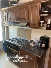  3 مطبخ  مستعمل لون بلوط بحاله جيده جدا للبيع