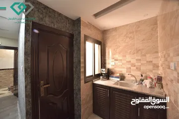  12 مكاتب ومخازن للايجار مجمع علاء الدين سنتر