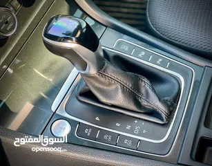  16 فولكسفاغن جولف  MK7.5  فل الفل فتحة سقف بانوراما بنزين 1500cc اتوماتيك-2020  نخب