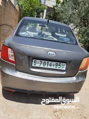  4 كيا ريو 2010