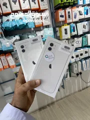  1 عرض على الايفون (11) 128GB نسخة الشرق الاوسط