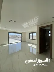 24 شقة طابق ثالث مع روف دوبلكس 215 متر وتراس 90 متر في ضاحية النخيل بسعر مميز جداا