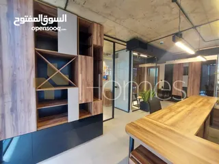  9 مكتب امامي مفروش باطلالة مميزة للبيع في شارع المدينة الطبية، مساحة المكتب 115م