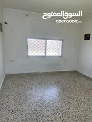  16 بيت للايجار