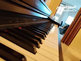  2 بيانو رقمي YAMAHA