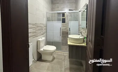  12 شقة طابقية (طابق رابع) 185 متر للبيع مادبا - حنينا  صالون وترس واسع