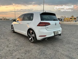  7 فولكسفاغن جولف GTI  موديل 2018