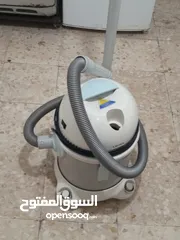  9 مكنسة كهربائية كراون 1000w مستعمل استعمال بسيط للبيع بسعر رخيص وسبب البيع السفر