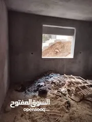  2 بيت عظم المغاريب واجهة حجر