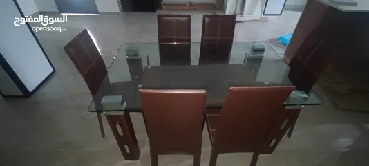  1 طاولة سفرة تنجيد مع 6 كراسي تنجيد جداد بالكرتونة